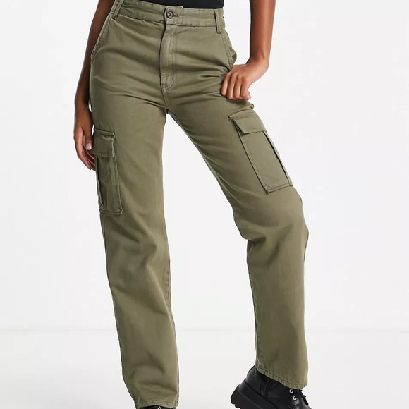 stradivarius | Pants u0026 Jumpsuits | Stradivarius Str Straight Leg Cargo  Pants In Khaki | Poshmark